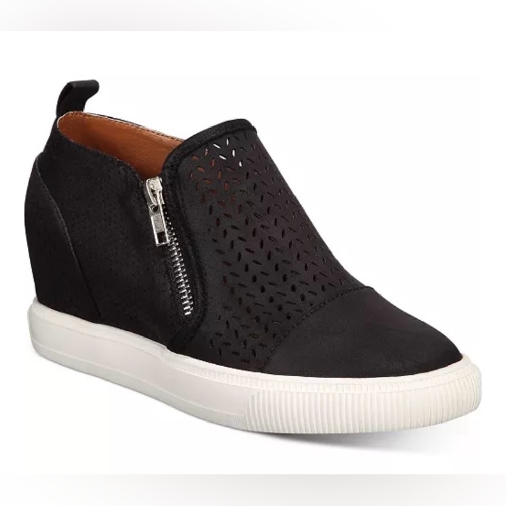 Dolce Vita black suede sneakers, size 39 (8.5)